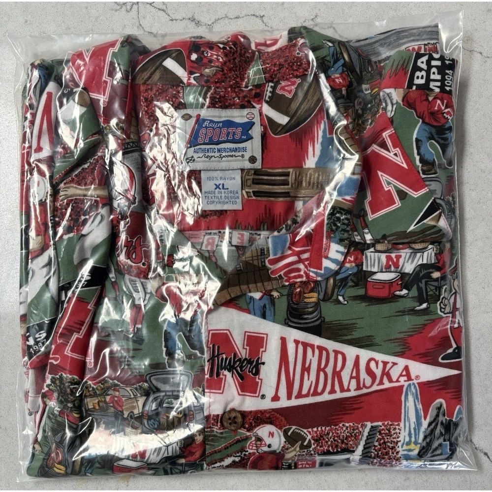 Vintage Reyn Spooner Nebraska Cornhuskers Rayon Hawaiian Shirt Men's XL RARE - Picture 9 of 9